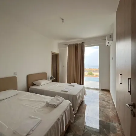 Holiday home Queen Evridiki & Panorama Peyia